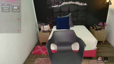 Snapshot of ariannafox_ chatting on 9, 11, 2025 A R I A N N A online show from 9, 11, 2025