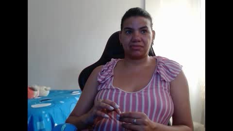 ariannaloovel online show from 15, 2, 2025