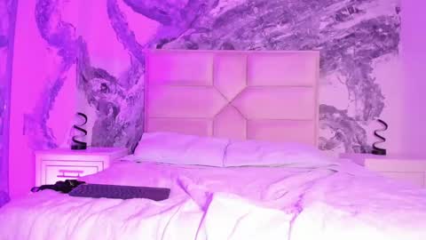 Snapshot of ariannaroux_ chatting on 16, 1, 2025 AriannaROux online show from 16, 1, 2025