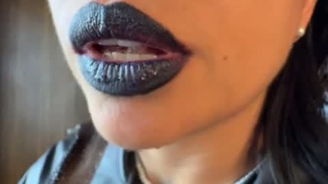 ariannasmyth online show from 30, 4, 2026