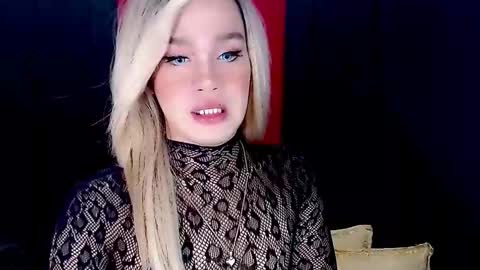 ARIANNE CUMS  online show from 12, 12, 2024