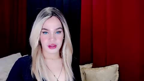 Snapshot of arianne_xoxo777 chatting on 10, 10, 2025 ARIANNE CUMS  online show from 10, 10, 2025