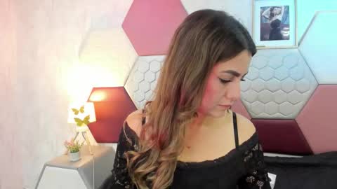 Snapshot of ariarous chatting on 25, 3, 2026 aria online show from 25, 3, 2026