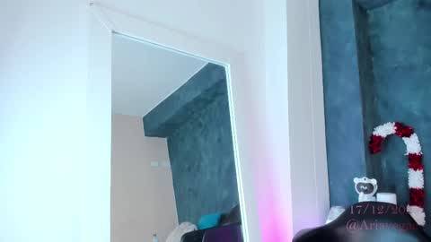 Aria vegaa  online show from 17, 12, 2025