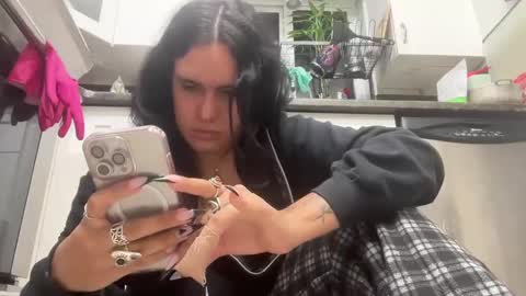 Aria online show from 4, 3, 2025