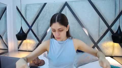 ariawillss online show from 11, 11, 2025