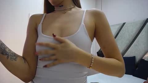 ariawillss online show from 20, 12, 2025