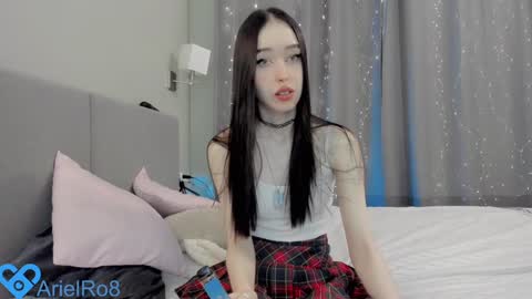 Snapshot of ariel_rouse chatting on 2, 12, 2024 Ariel online show from 2, 12, 2024