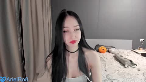 Snapshot of ariel_rouse chatting on 28, 11, 2025 Ariel online show from 28, 11, 2025