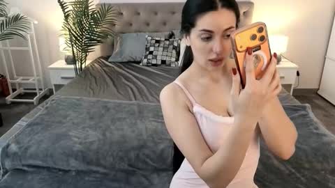 Ariel online show from 12, 3, 2026