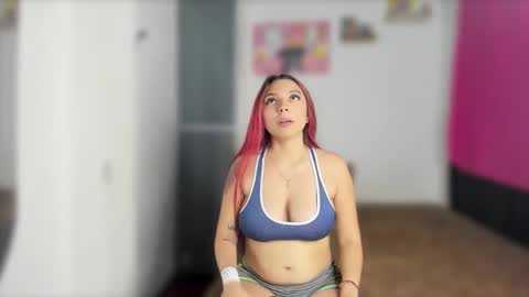 Snapshot of ariell_rose1 chatting on 21, 2, 2025 Stephany  online show from 21, 2, 2025