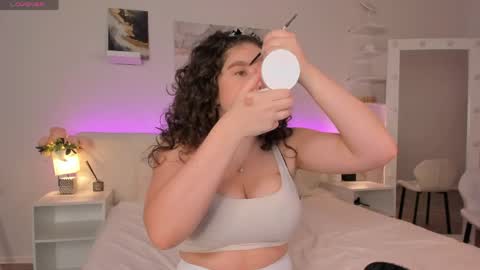 Snapshot of ariella_sol chatting on 13, 4, 2026 Ariella GTM3 Tue Wed Thu Fri Sat 0400 am-1030pm online show from 13, 4, 2026