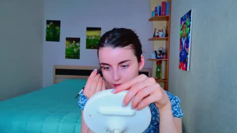 arielstonks_lovee online show from 10, 3, 2025