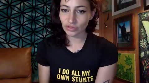 Snapshot of arielwyld chatting on 27, 12, 2024 ariel colin when hes here online show from 27, 12, 2024