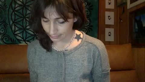 Snapshot of arielwyld chatting on 29, 1, 2025 ariel colin when hes here online show from 29, 1, 2025
