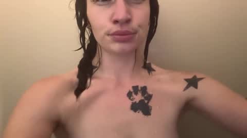 Snapshot of arielwyld chatting on 31, 1, 2025 ariel colin when hes here online show from 31, 1, 2025