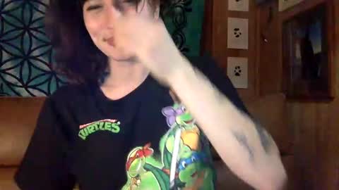 Snapshot of arielwyld chatting on 8, 2, 2025 ariel colin when hes here online show from 8, 2, 2025