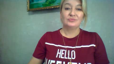 ArielXLoveresss online show from 13, 10, 2025