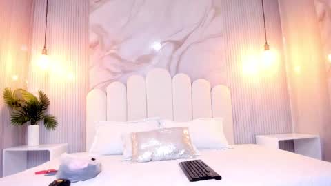 Arietta online show from 4, 2, 2026