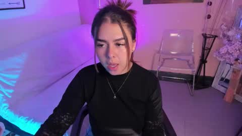 Snapshot of ariianabaker chatting on 25, 9, 2025  Arianna  online show from 25, 9, 2025