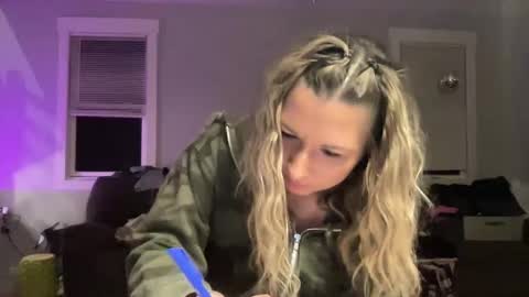Snapshot of ariicutekitty chatting on 7, 2, 2025 airskiii online show from 7, 2, 2025