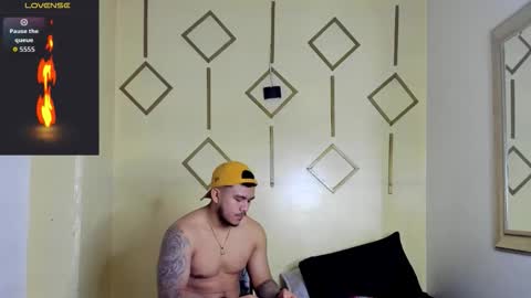 Snapshot of ariies13 chatting on 2, 11, 2025 Ariies13 online show from 2, 11, 2025