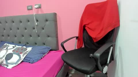 Snapshot of ariloe_quintero chatting on 28, 3, 2026 Aria Cholee online show from 28, 3, 2026