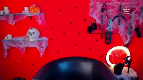 Snapshot of arina_ardeeen chatting on 28, 10, 2025 Matilda online show from 28, 10, 2025