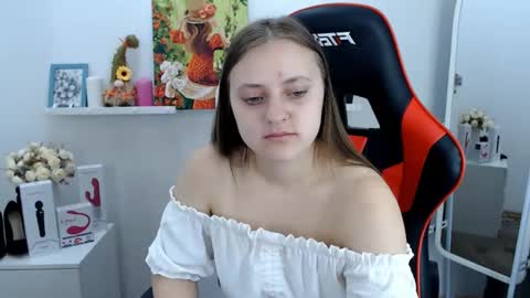 Snapshot of arinabelle chatting on 8, 10, 2025 arinabelle online show from 8, 10, 2025