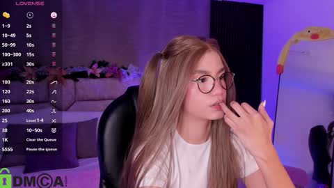 Ari  online show from 23, 12, 2025