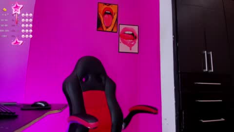 arisha_davis online show from 4, 12, 2024