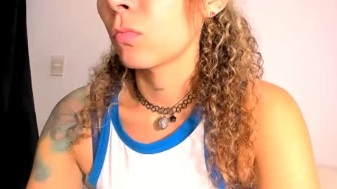 Snapshot of arisha_fox chatting on 9, 12, 2024 Erik online show from 9, 12, 2024