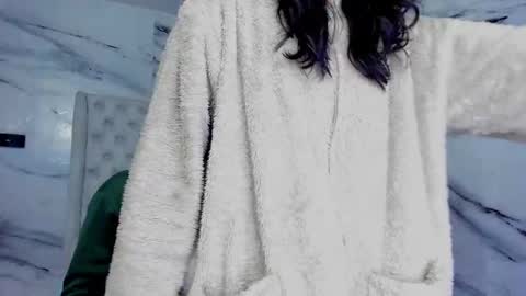 Snapshot of arissha_lee chatting on 5, 10, 2025 celina online show from 5, 10, 2025