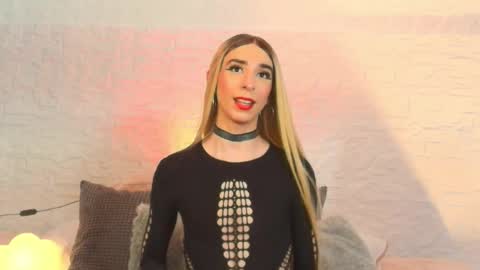   Nice to meet you  thumb up me please its important I  LOOK MY BIO DOWN online show from 7, 5, 2026