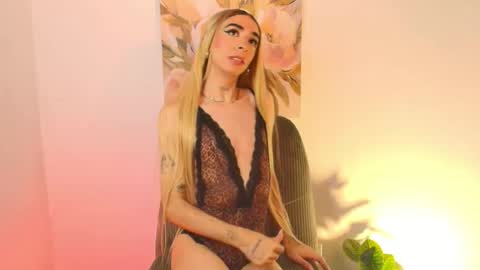   Nice to meet you  thumb up me please its important I  LOOK MY BIO DOWN online show from 12, 5, 2026