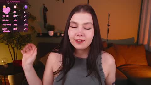 Snapshot of arizonaa_muse chatting on 8, 12, 2024 Astrid online show from 8, 12, 2024