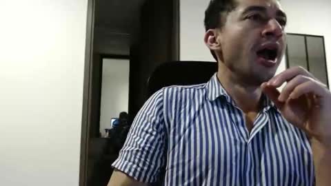 Snapshot of armand_05 chatting on 3, 10, 2025 Armand online show from 3, 10, 2025