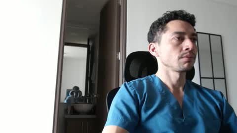 Snapshot of armand_05 chatting on 3, 10, 2025 Armand online show from 3, 10, 2025