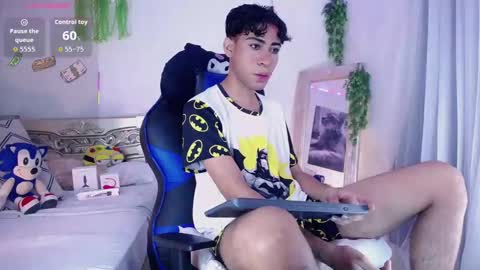 Snapshot of armondx_parkr chatting on 10, 10, 2025 armond online show from 10, 10, 2025