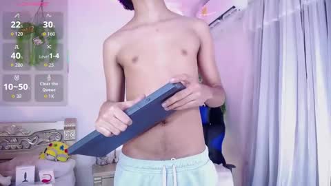 Snapshot of armondx_parkr chatting on 20, 10, 2025 armond online show from 20, 10, 2025