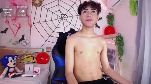 Snapshot of armondx_parkr chatting on 26, 10, 2025 armond online show from 26, 10, 2025