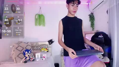 Snapshot of armondx_parkr chatting on 4, 4, 2026 armond online show from 4, 4, 2026