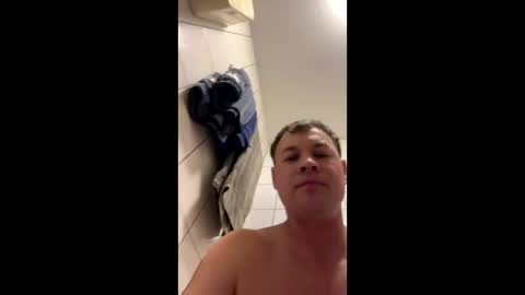 Snapshot of armyskater32 chatting on 22, 10, 2025 armyskater32 online show from 22, 10, 2025