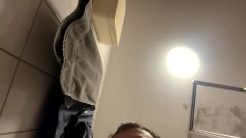 armyskater32 online show from 2, 2, 2026