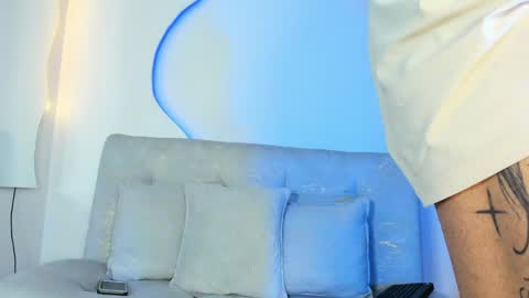 Snapshot of arohomlester_ chatting on 1, 6, 2026 ARON online show from 1, 6, 2026