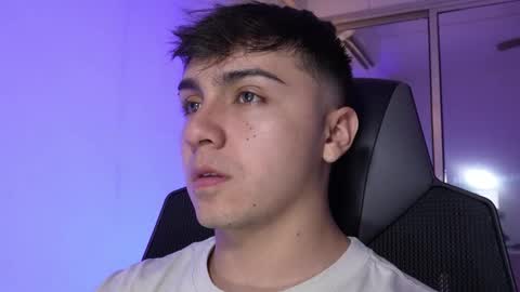 aron__cooper online show from 19, 10, 2025