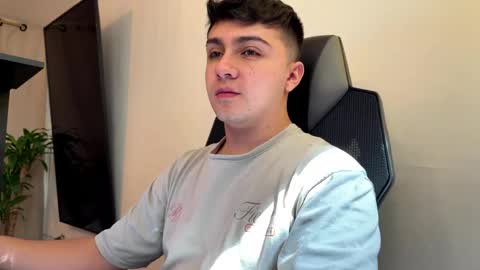 aron__cooper online show from 9, 5, 2026