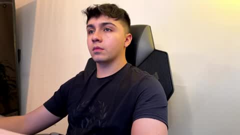 aron__cooper online show from 10, 5, 2026
