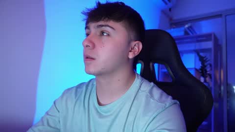 aron__cooper online show from 7, 6, 2026