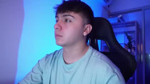 aron__cooper online show from 17, 6, 2026